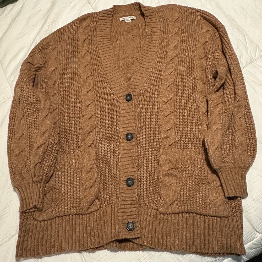 American Eagle Cardigan Size small